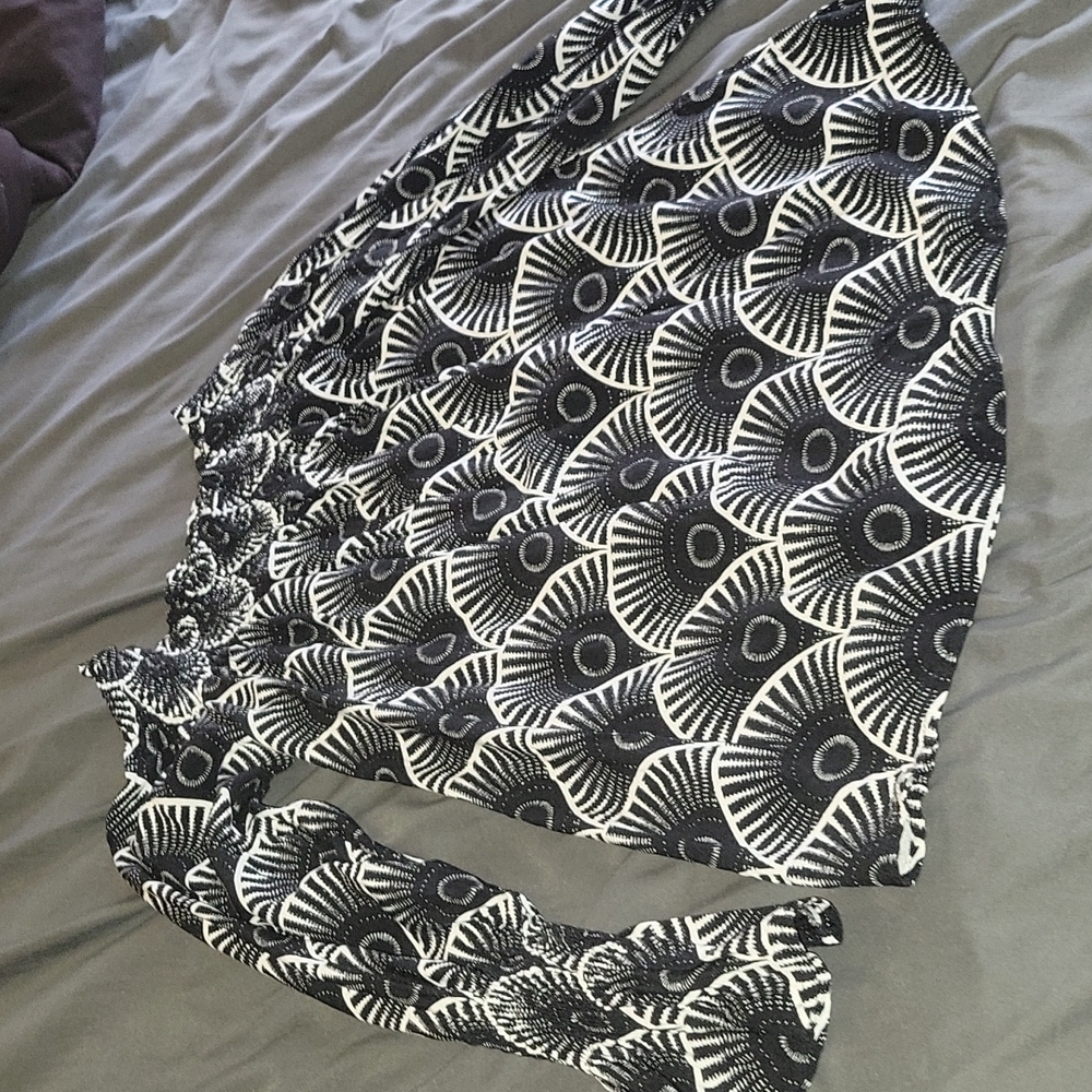 LEXBREEZY HAWAIIAN PRINT TOP